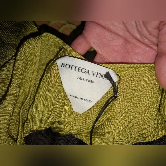 B3. NWOT BOTTEGA VENETA FRINGE TRIMMED RIBBED KNIT MAXI HALTER DRESS - Picture 7 of 9